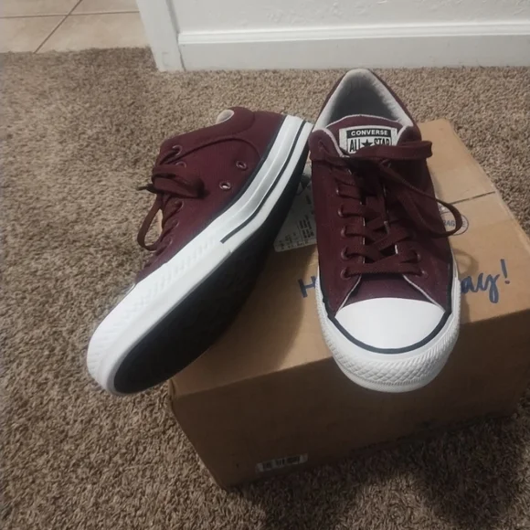 Converse  Unisex Size 8.5 men size 10.5 women Converse All Star Low Top Burgundy - Picture 10 of 10